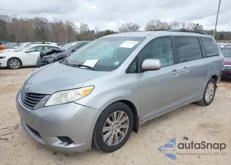 2014 Toyota Sienna Le 7 Passenger from USA, damaged, VIN 5TDJK3DCXES075880
